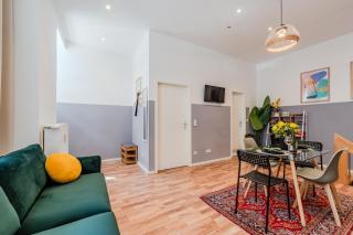 Spacious, central 3 room flat with gym & play area - Berlin - 3