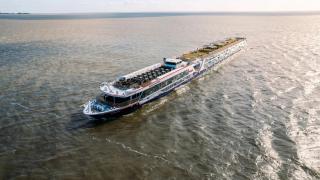 Hotelships Holland, Messe Hotelboat - 0