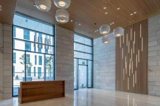 Stylish 2BR Apartment with Parking & Views in Jaffa Street - 2