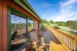 Family-Friendly Cabin with Heated Pool & Sauna - 8