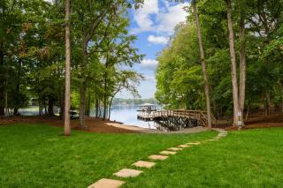 Sandy Beach, 2 King Suites, Game Rooms and Views! - 9