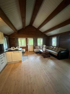 Peaceful cabin with secluded location - 9