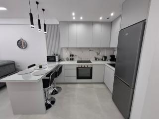 Modern 2BR Retreat with Sea-View - 4