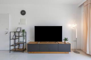 2BD Coastal Gem with Pool & Terrace - Torre de la Horadada - 5