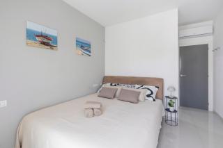 2BD Coastal Gem with Pool & Terrace - Torre de la Horadada - 1