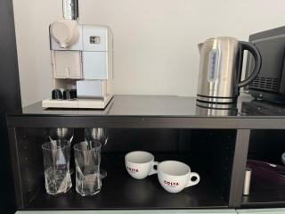 Delightful Self Contained Garden View Retreat - Wincobank - 5
