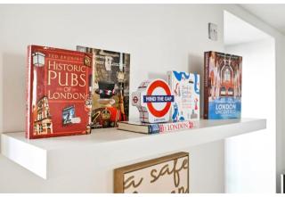 Westminster Luxury Two Bed Two Bath with Air-Con - 2