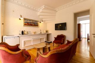 Balatella Suites - 1