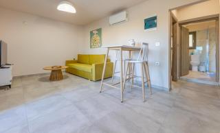 Azure Sofia - Grounded - 3