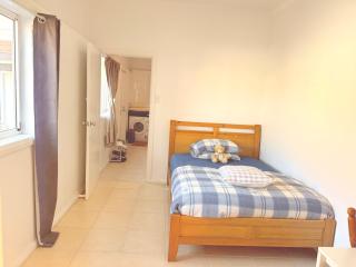 Shipradi Homes - Prime location near shops & eatery - 3