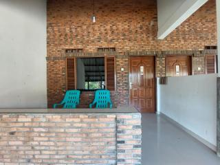 Gondang Sivali Hotel - Tomok - 9