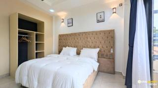 Chic and spacious studio with parking - 4