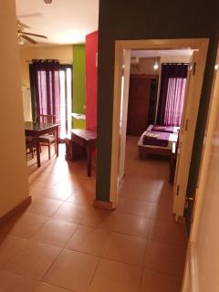 MARIA HOSTEL FOREIGNERS ONLY-CRISS RESORT-NAAMA BAY-CITY CeNTER - 7