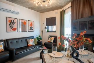 Bright & Modern 2BR Apt with BBQ - 8