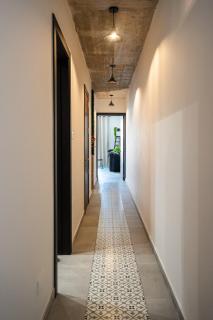 Bright & Modern 2BR Apt with BBQ - 7