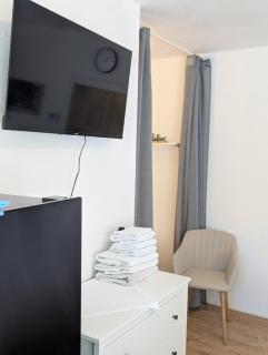 City Apartment - Heinrich der Löwe - City Center - Keybox - 3 Persons - 6