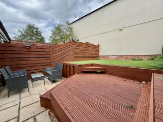 Private 2BR house, Cheltenham Centre & Parking - 6