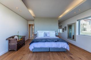 Dolphin View Cabana Beach House - 9