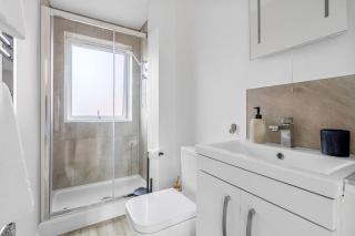 City Pulse Studio - Short Stays UK - Exeter - 3