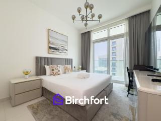 Spacious 3,5 BHK with Amazing View - 6