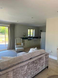 Nestled in the heart of a stunning Suffolk Village - 4