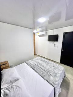GM Suites - 0