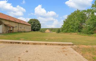 2 Bedroom Stunning Home In Monthenault - 2