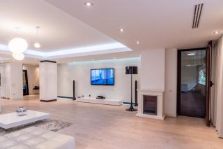 Luxury Apartment Herastrau Nord- 240 sqm - Spa, Pool & Gym Access - 1