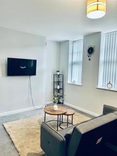 Luxury Flats Near Rochester Castle, Strood - Medway - 7