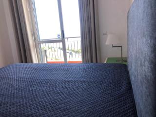 Sunshine Room - 8