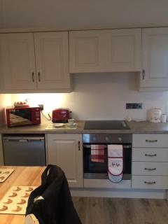 Lilly's Cottage, Lough Rynn - Mohill - 9