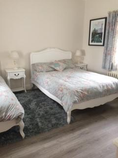 Lilly's Cottage, Lough Rynn - Mohill - 8