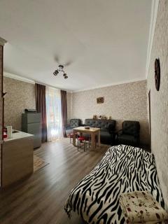 Achela's Guesthouse - 4