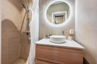 Prime Location - Charming Bergen City Apartment - 6