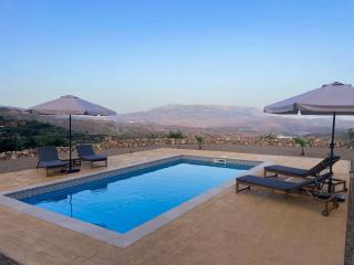 Stay at Vista de Valor - Casa Astrid - Off Grid & Private Pool - Válor - 8