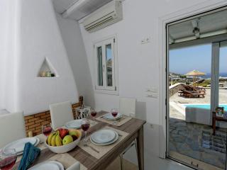 Villa in Mykonos with Sea View and Pool - 1