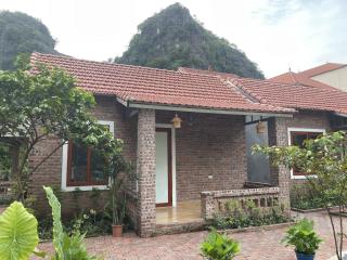 The Van Homestay - 0