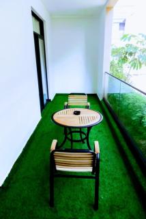 Lovely One Bedroom Apt at The Embassy Gardens with Fast Internet, Pool & Gym - 1