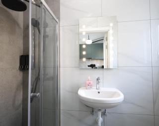 Modernised Top Floor Apartment with Back Balcony - Close to Balluta & Exiles Beach - 1