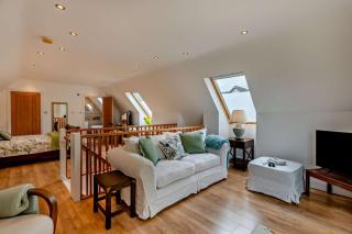 Field House Lodge - 1