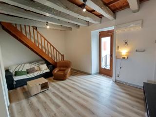 A cozy little nest in Sigoules with a view - 4