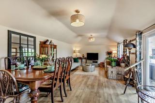 Blossom Cottage - 4