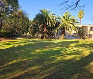 Sandown Suites and Conference Centre - 8