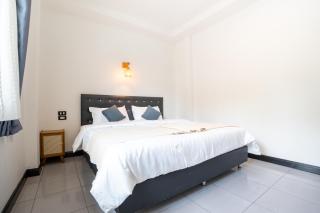 640 Villa - 1