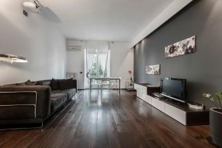 Quite and Bright Tortona District - 0