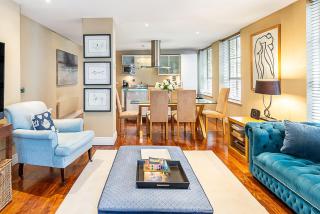 Modern Mezzanine Apartment in Covent Garden - 7