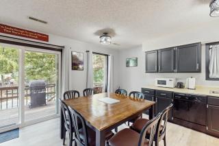 Deer Cove Lakehouse - 6