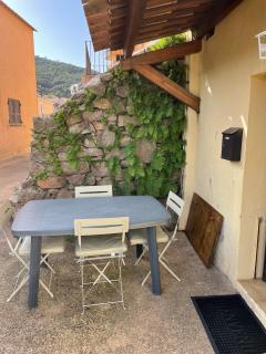 Duplex typique et confortable - 4