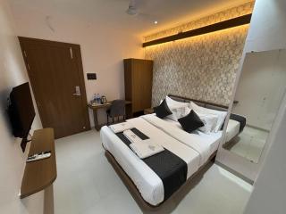 Hotel Sunrise Deluxe - 8