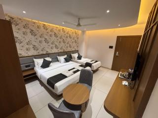 Hotel Sunrise Deluxe - 9